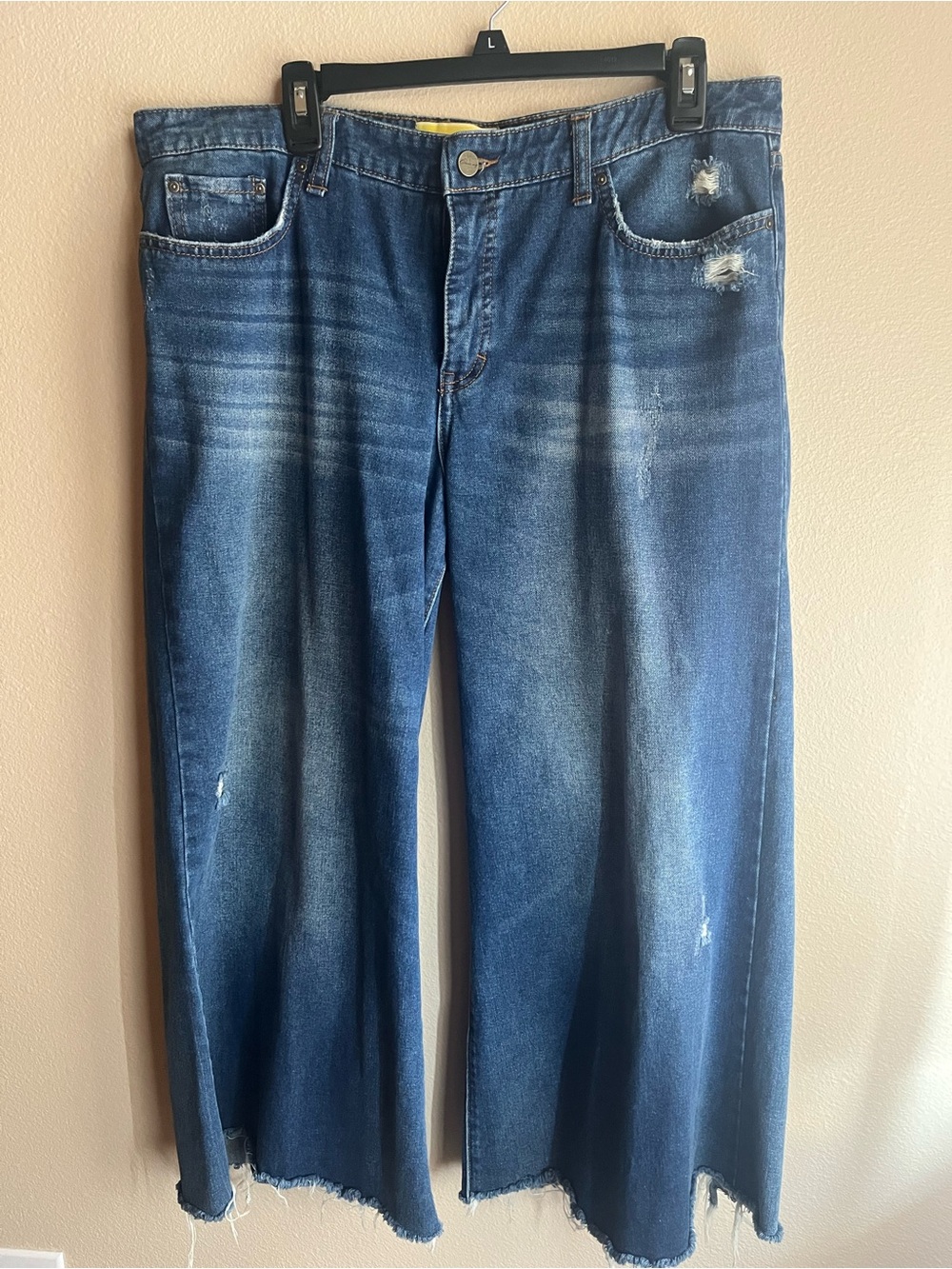Women's Wide-Leg Distressed Blue Jeans